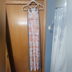 Super soft and comfy sleeveless maxi dress, like new, women's size M